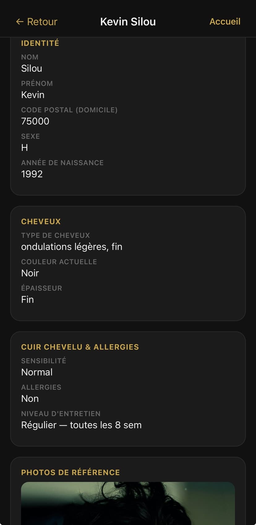 Fiche cliente — identité, cheveux, cuir chevelu et allergies